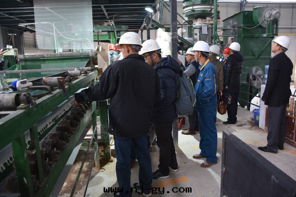 工廠(chǎng)展(zhǎn)示