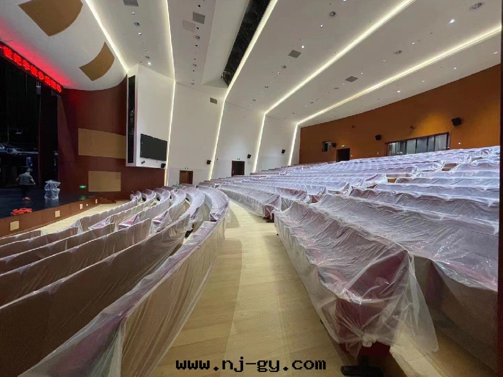 北(běi)京(jīng)市二(èr)十(shí)一(yī)世界國(guó)際學(xué)校(xiào)（青(qīng)島(dǎo)分校(xiào)）